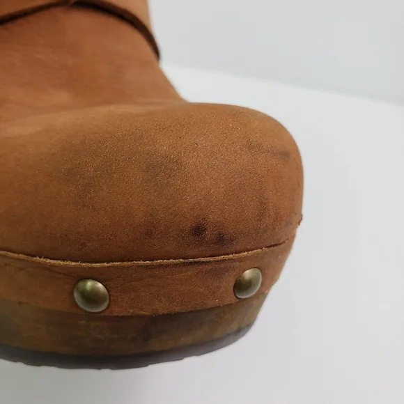 UGG Womens Size 10 Brown Leather Slip On Strap Buckle Wedge Clog Shoes 1001315