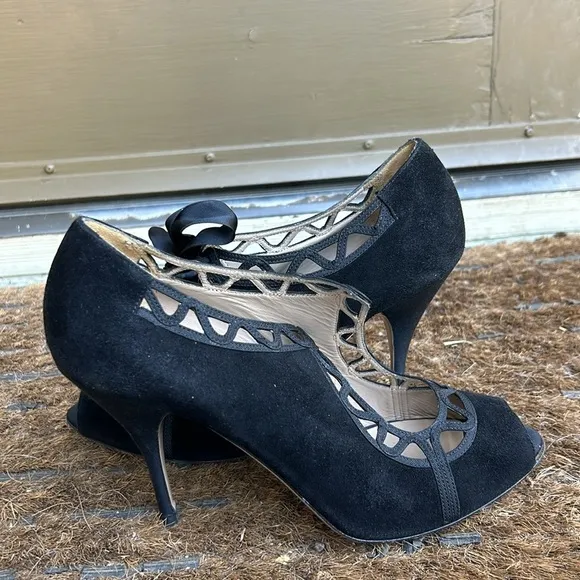 Valentino Garavani Black Suede Laser Cut Heels With Satin Bow Tie EU39
