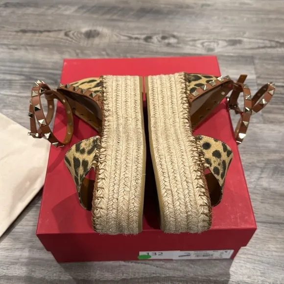 Valentino Garavani Rockstud Flatform Espadrilles Sandals Leopard Espadrille Sz 6