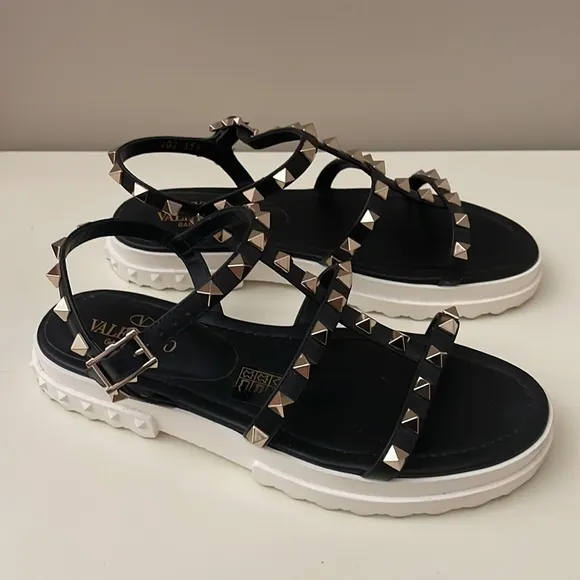 Valentino Garavani Rockstud platform leather sandals, 35.5