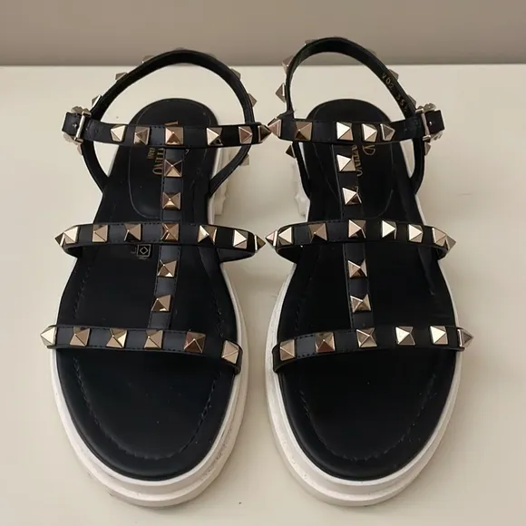 Valentino Garavani Rockstud platform leather sandals, 35.5