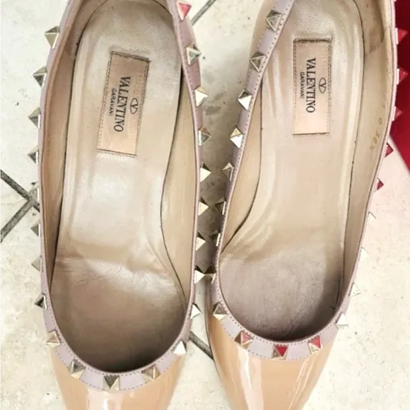 Valentino Rockstud Tan/Nude Wedge Heel Shoes- Sz 38.5