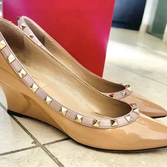 Valentino Rockstud Tan/Nude Wedge Heel Shoes- Sz 38.5