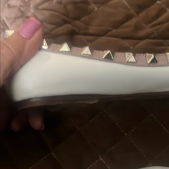Valentino White Rockstud Flats
