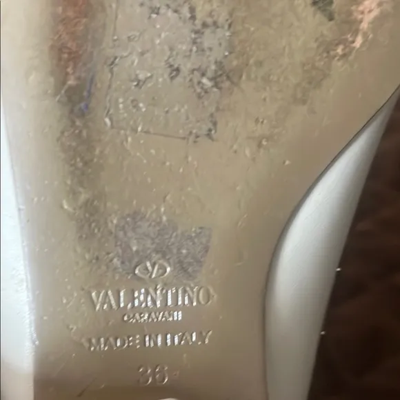 Valentino White Rockstud Flats