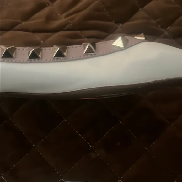 Valentino White Rockstud Flats