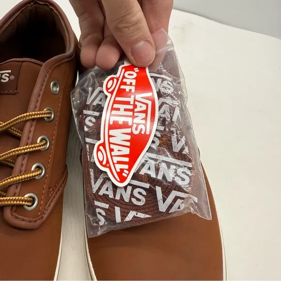 Vans Atwood Mens 11.5 Brown Leather Shoes Sneakers Low Lace Skateboard New!