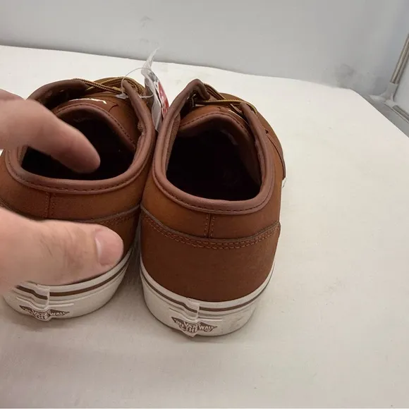 Vans Atwood Mens 11.5 Brown Leather Shoes Sneakers Low Lace Skateboard New!