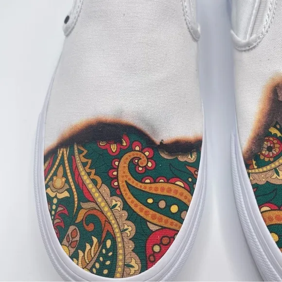 Vans Classic Slip On Big Reveal True White/Paisley Skate Shoes Unisex W/10.5 M/9
