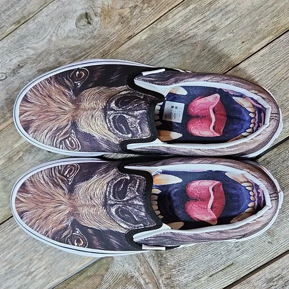 Vans Custom Culture 2015 Artwork  Bear Classic Men Unisex US 7.0/Women 8.5 VN-24
