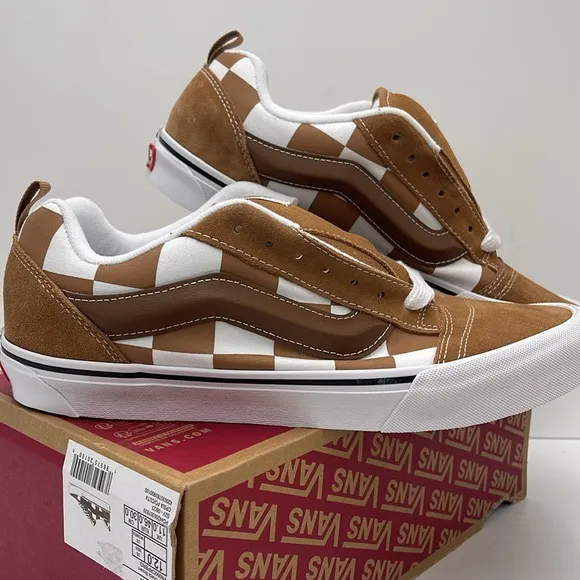 Vans Men’s Knu SkoolMega Check BrownVN000CRPBRO Brown and White Checkered Shoe