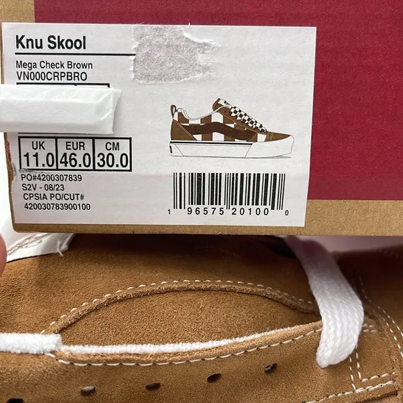 Vans Men’s Knu SkoolMega Check BrownVN000CRPBRO Brown and White Checkered Shoe