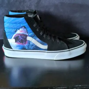 Vans men's size 9.5 (women's 11) &quot;Shark Week&quot; 2019