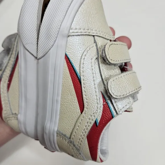 Vans Old Skool X David Bowie Toddler Sneakers Iridescent White Red Size 4.5