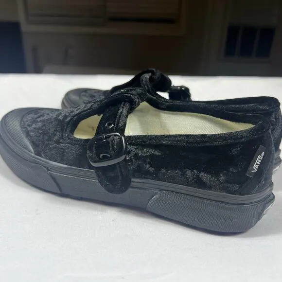 Vans Womens Black Mary Jane’s Style 93 Crushed Velvet Shoes Size 7 507452