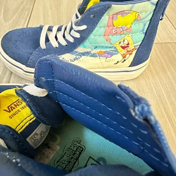 VANS X SpongeBob Sk8-Hi Kid's Limited-Edition- Blue and White- Size 11.5C