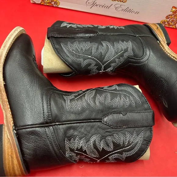 Veretta boys 11 Mexican cowboy boots