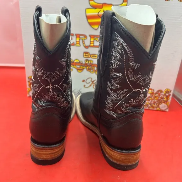 Veretta boys 11 Mexican cowboy boots