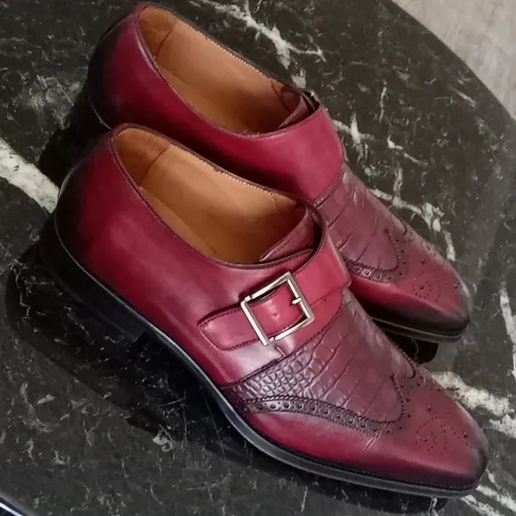 Very unique single strap handmade by Umber boutique in Spain