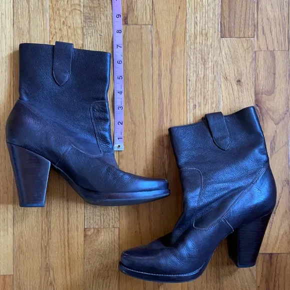 Via Spiga Dark Brown boots
