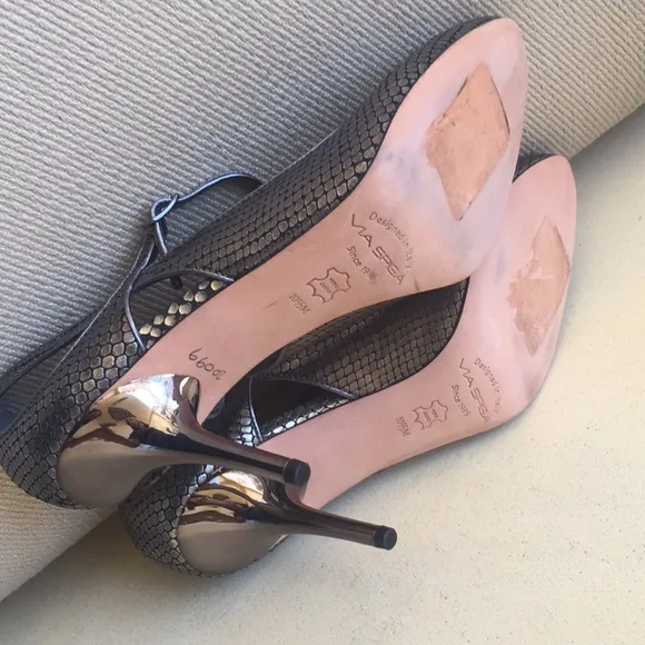 VIA SPIGA gray NEW leather shoes silver heel 10.5
