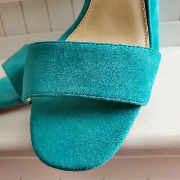 VINCE CAMUTO &quot;WINDERLY&quot; ANKLE STRAP SANDAL SIZE 6.