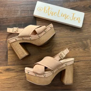 Vince Camuto Jeneyva Platform Sandals NWOT