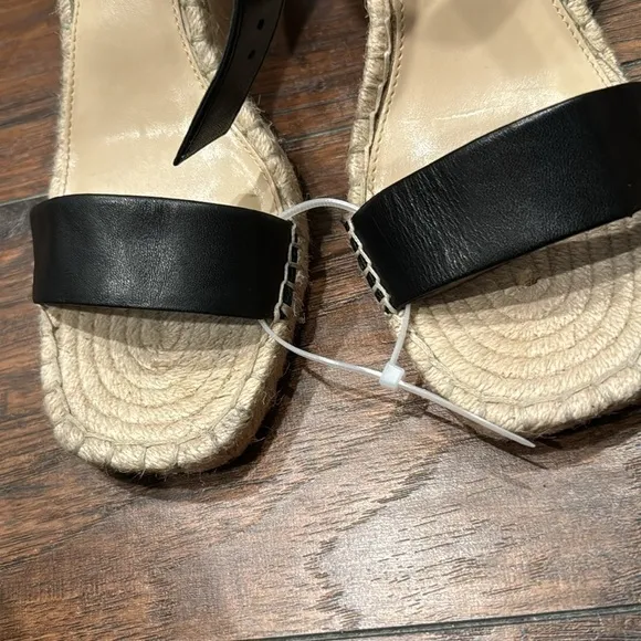 Vince Camuto Meddrina Ankle Strap Sandal  - Size 8M/39
