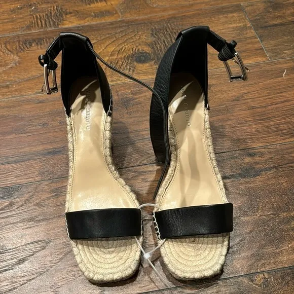 Vince Camuto Meddrina Ankle Strap Sandal  - Size 8M/39