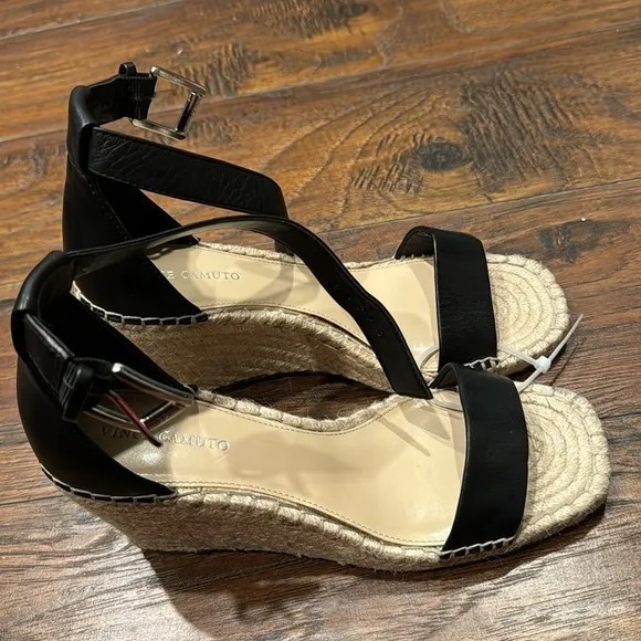 Vince Camuto Meddrina Ankle Strap Sandal  - Size 8M/39