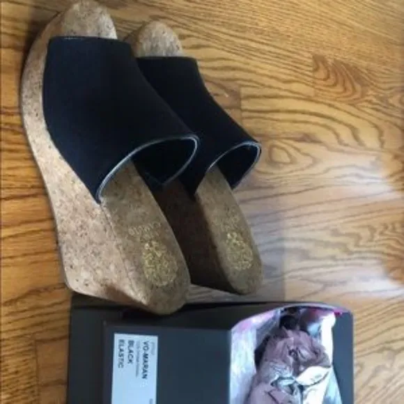 Vince Camuto Vo-Maran Black Wedge Shoes 8M
