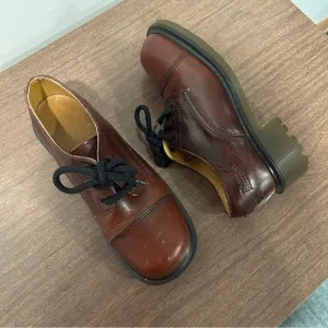 Vintage 90s Dr Martens Women's Chunky Oxford Shoes Made in England US 6 Cap Toe