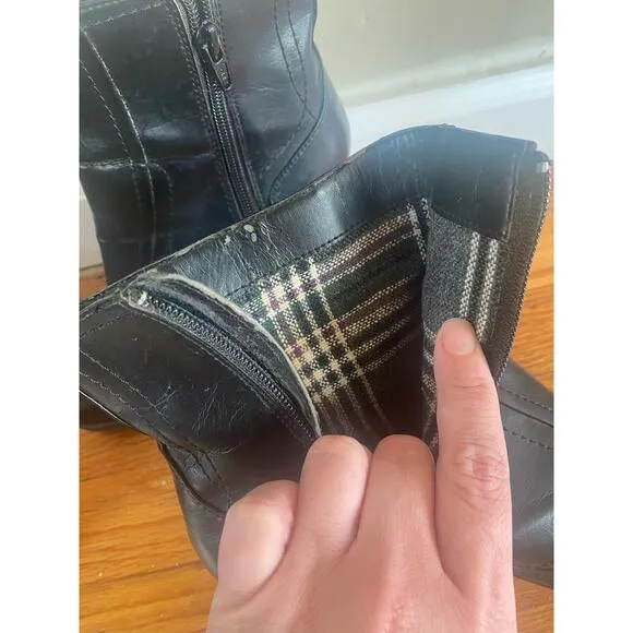 Vintage black faux leather Mudd heeled boots side zip 6.5 Y2K plaid lined chunky
