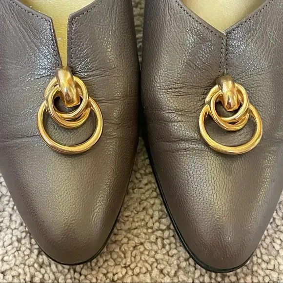 Vintage California Magdesians Metallic Pewter Leather Pumps Chunky Gold Buckle 8