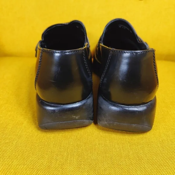 Vintage Dansko Tamara Button Leather 90s Black Platform Chunky Loafer Clog 6.5-7