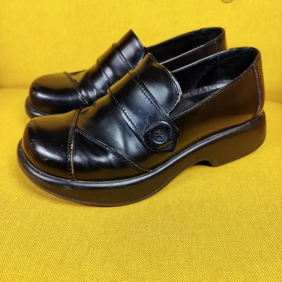 Vintage Dansko Tamara Button Leather 90s Black Platform Chunky Loafer Clog 6.5-7