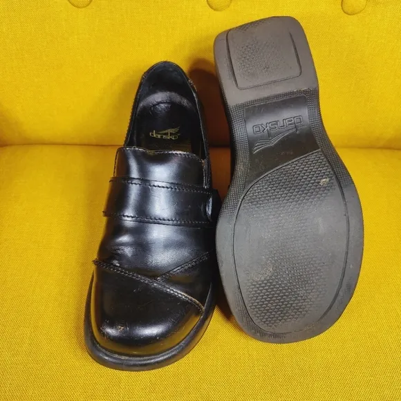 Vintage Dansko Tamara Button Leather 90s Black Platform Chunky Loafer Clog 6.5-7