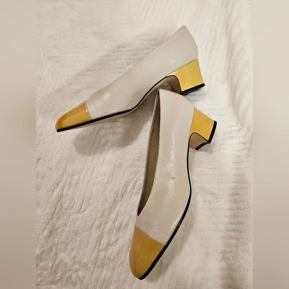 Vintage Etienne Aigner Leather Cap Toe Pump Shoes Heel  Yellow,Cream Size 7