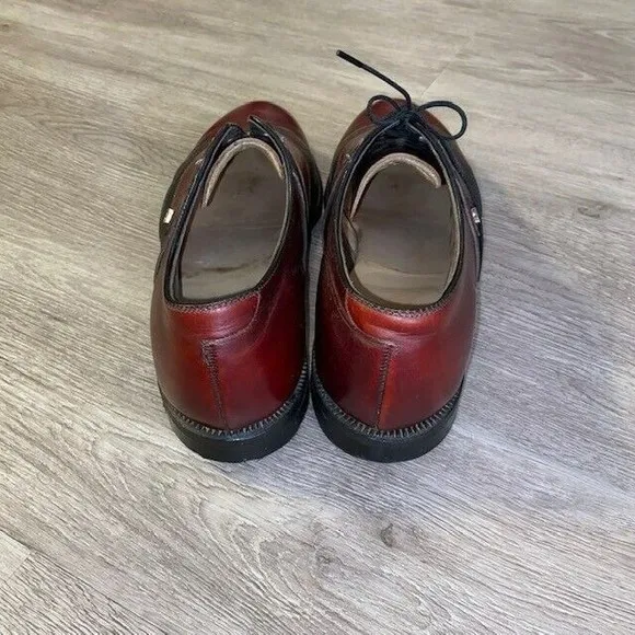 VINTAGE FootJoy Classics Red Leather / Black V-saddle golf shoes Men's 9.5D READ