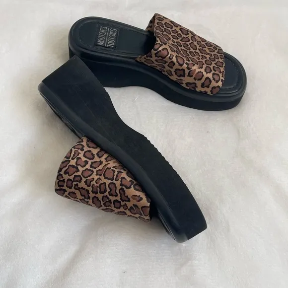 Vintage Mootsies Tootsies round toe platform sandals Y2K