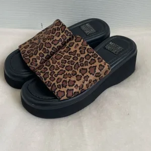 Vintage Mootsies Tootsies round toe platform sandals Y2K