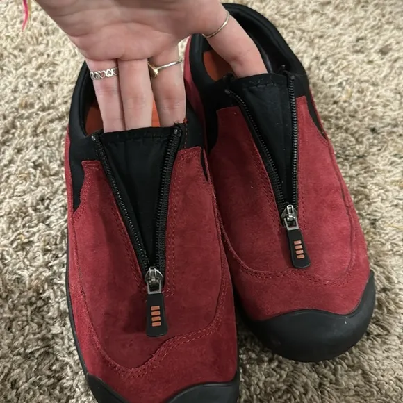 Vintage Red Suede Lands End Shoes with Zipper