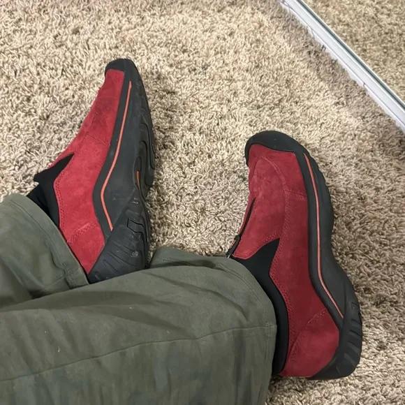 Vintage Red Suede Lands End Shoes with Zipper