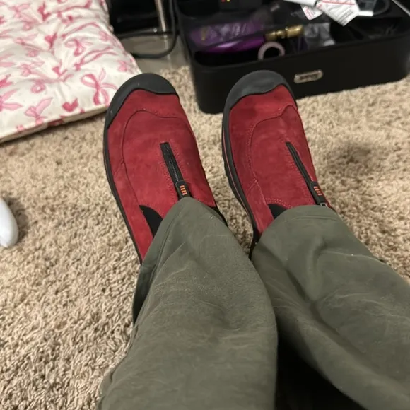 Vintage Red Suede Lands End Shoes with Zipper