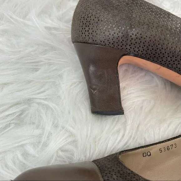 Vintage Salvatore Ferragamo Embossed Leather Spectator Pumps