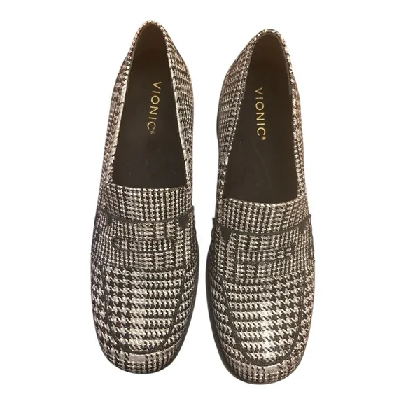 Vionic White Black Fillmore Women's Comfortable Slip-On Lug Penny Loafer Size 11