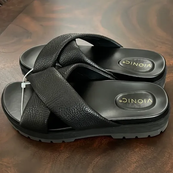 VionicVesta Leather Banded Platform Lug Sole Slide Sandals