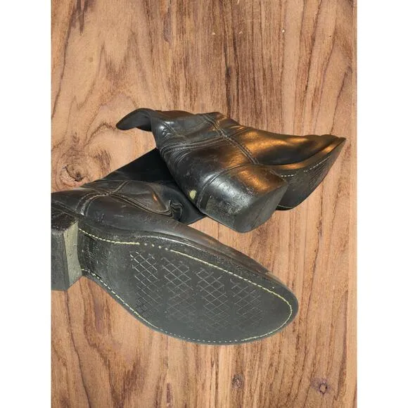 Vulcan black boots