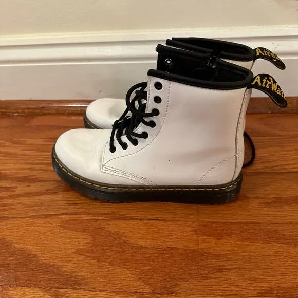 White Dr. Martens Boots sz 13 Youth Zavala Boots