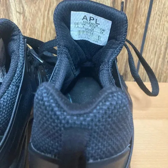 Woman APL Black Ascend Techloom Pro Lace Up Athletic Sneakers Sz 8 Shoes Hightop
